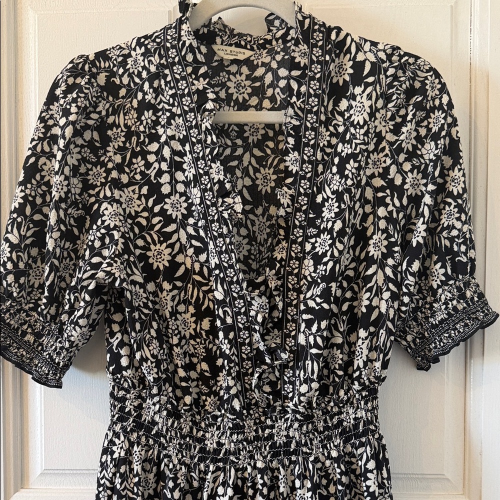 Max Studio Black and White Floral Maxi Dress - Picture 3 of 6